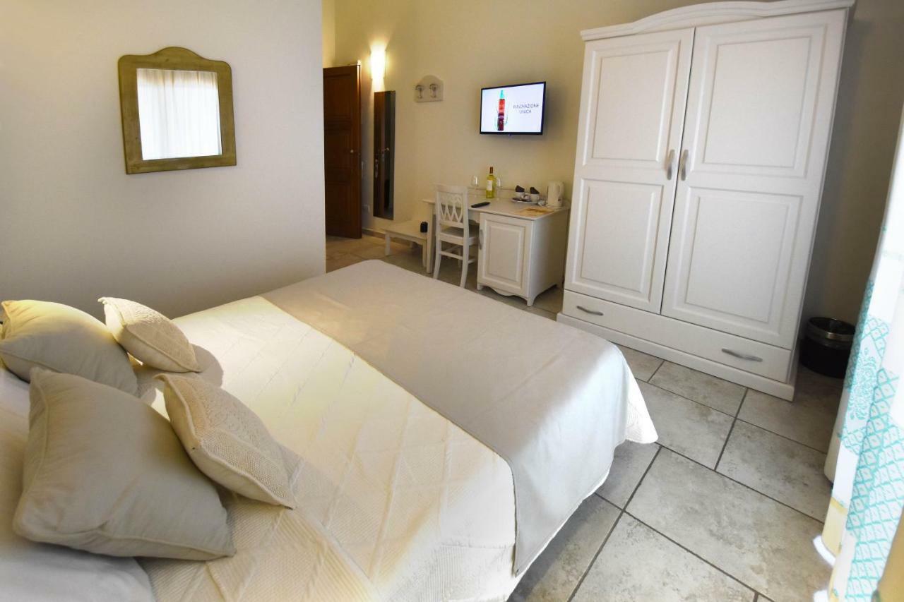B&B I Graniti Sardi Villasimius Ngoại thất bức ảnh